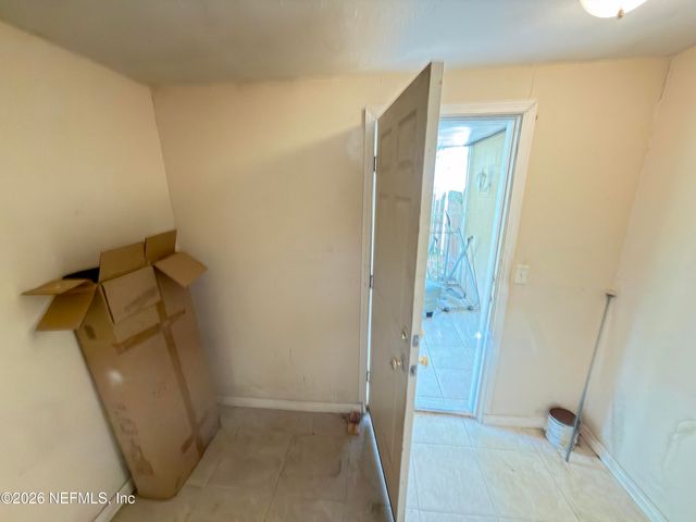 10592 HAVERFORD Road, Jacksonville, FL 32218