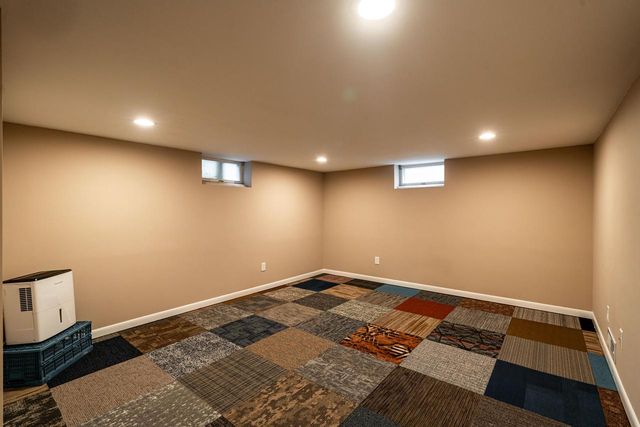 4917 N Mohawk AVENUE, Glendale, WI 53217