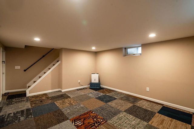 4917 N Mohawk AVENUE, Glendale, WI 53217