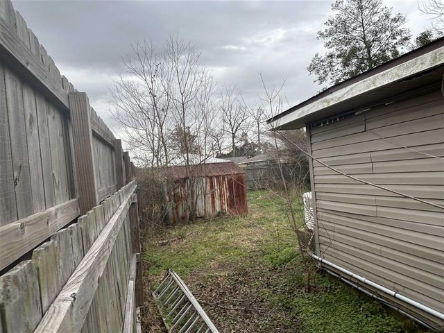 2213 Comanche Street, Sulphur, LA 70663