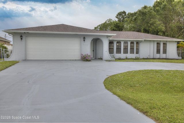 1391 Welser Avenue NE, Palm Bay, FL 32907