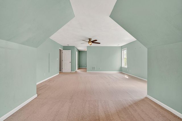 6316 Sandhurst DR, Roanoke, VA 24018