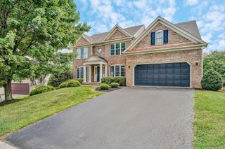 6316 Sandhurst DR, Roanoke, VA 24018