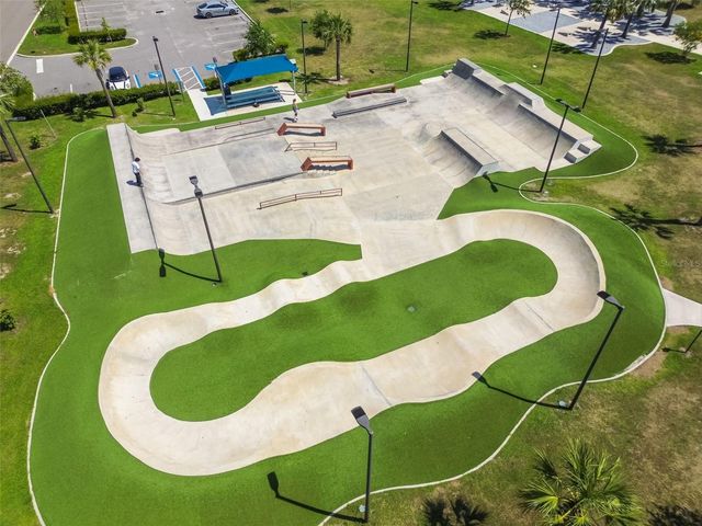 14603 VILLAGE GLEN CIRCLE, Tampa, FL 33618