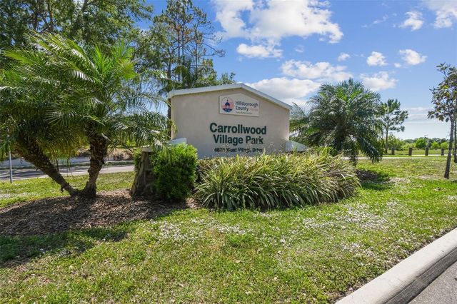 14603 VILLAGE GLEN CIRCLE, Tampa, FL 33618