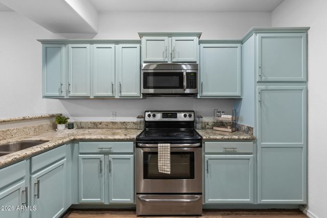 21655 N 36TH Avenue 124, Glendale, AZ 85308