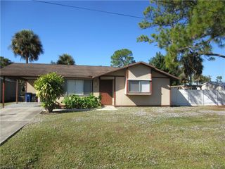 421 Broadway AVE, Lehigh Acres, FL 33972