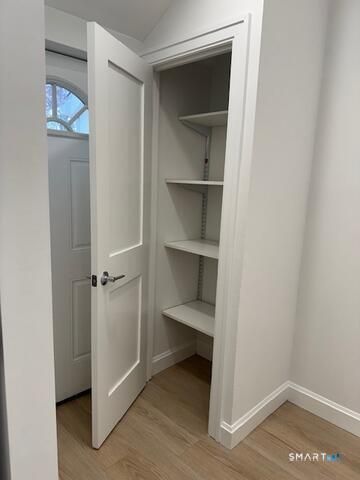 38b putnam Green F, Greenwich, CT 06830