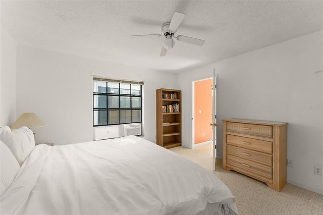 9717 LAKE DOUGLAS PLACE, Orlando, FL 32817