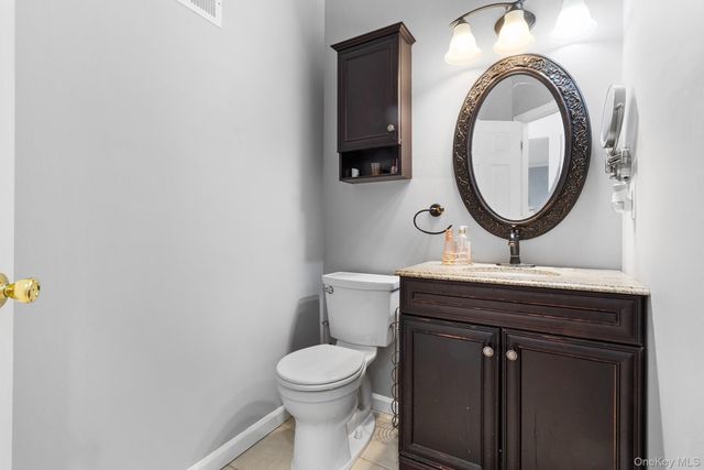 51 Jordan Drive, Medford, NY 11763