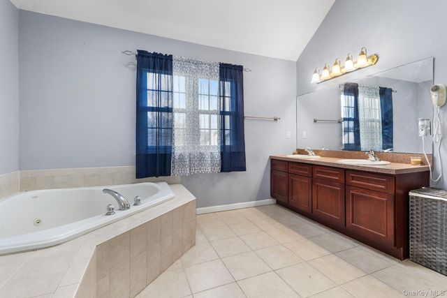 51 Jordan Drive, Medford, NY 11763