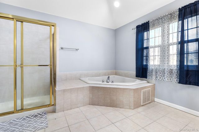 51 Jordan Drive, Medford, NY 11763