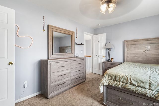 51 Jordan Drive, Medford, NY 11763