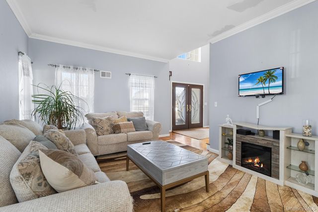 51 Jordan Drive, Medford, NY 11763