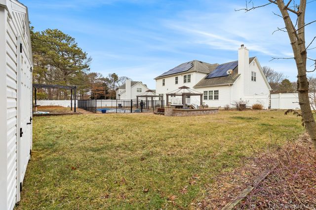 51 Jordan Drive, Medford, NY 11763