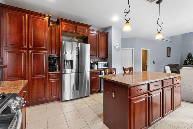 51 Jordan Drive, Medford, NY 11763