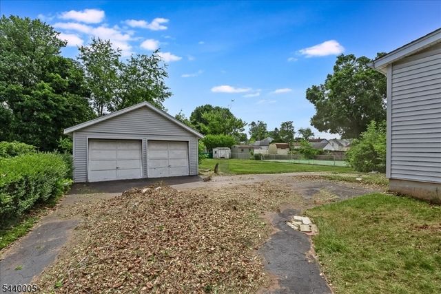 425 New Market Rd 2, Piscataway Twp., NJ 08854