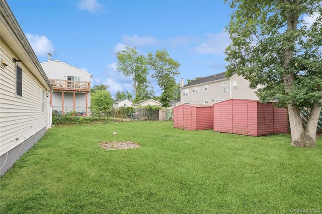 16 Arlington Avenue, Wyandanch, NY 11798
