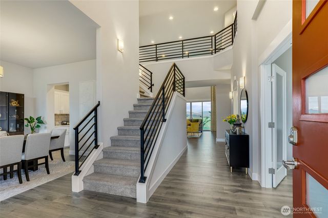 6211 232nd Avenue E, Buckley, WA 98321