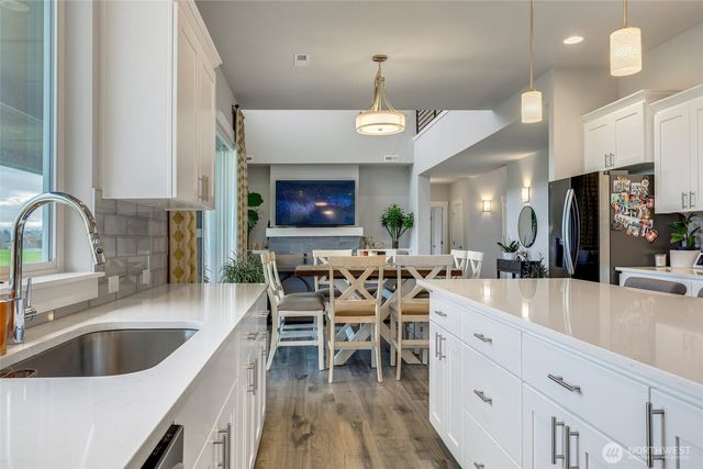 6211 232nd Avenue E, Buckley, WA 98321