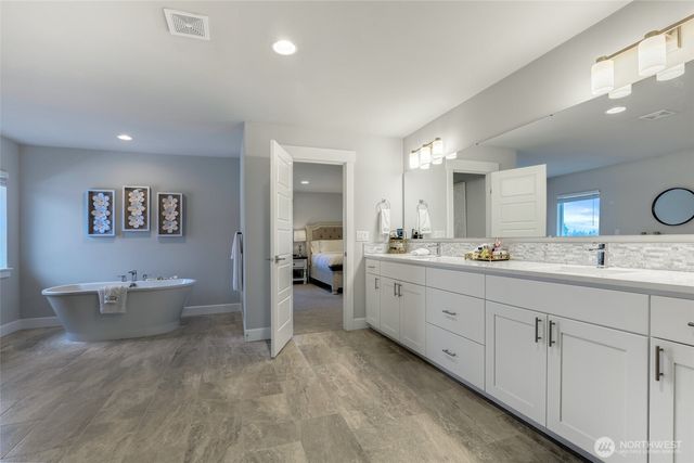 6211 232nd Avenue E, Buckley, WA 98321