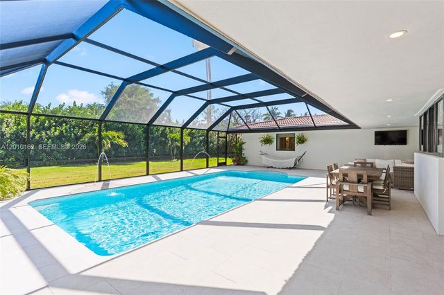 7500 SW 175th St, Palmetto Bay, FL 33157
