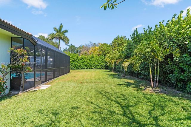 7500 SW 175th St, Palmetto Bay, FL 33157