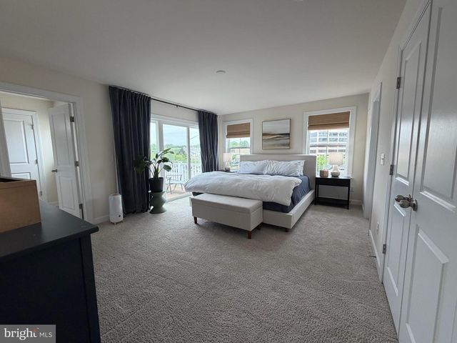 8120 BOCK FARM PL, Alexandria, VA 22306
