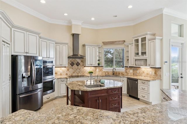 1017 JOHNS POINT DRIVE, Oakland, FL 34787