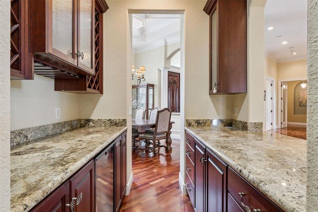 1017 JOHNS POINT DRIVE, Oakland, FL 34787