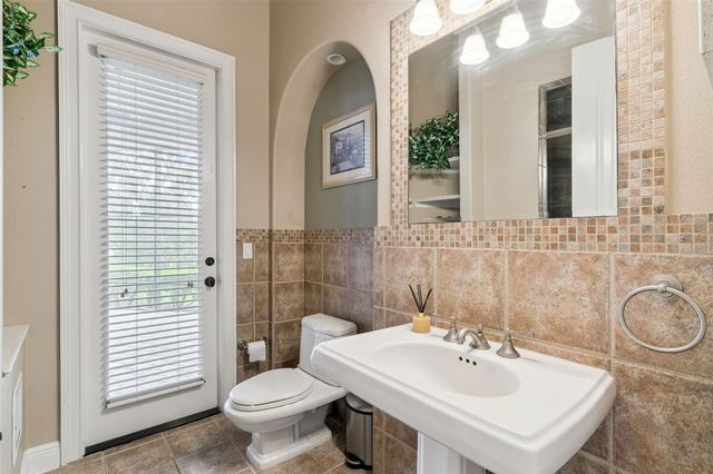 1017 JOHNS POINT DRIVE, Oakland, FL 34787