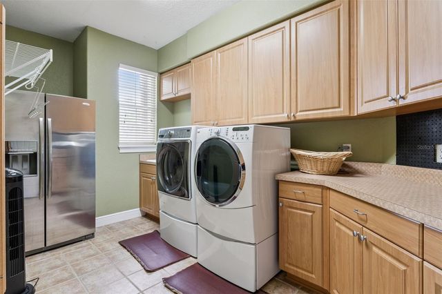 1017 JOHNS POINT DRIVE, Oakland, FL 34787