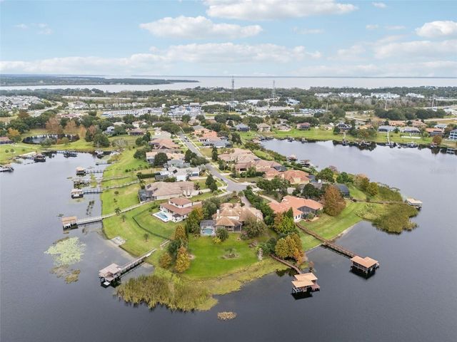 1017 JOHNS POINT DRIVE, Oakland, FL 34787