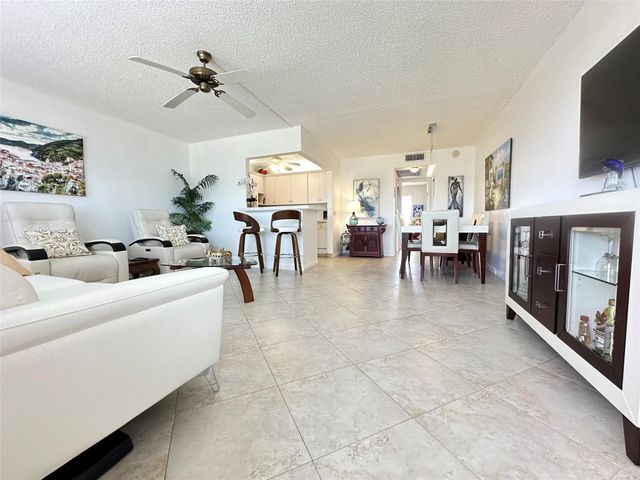 4108 Cambridge E 4108, Deerfield Beach, FL 33442