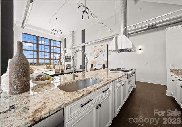 715 N Graham Street 603, Charlotte, NC 28202