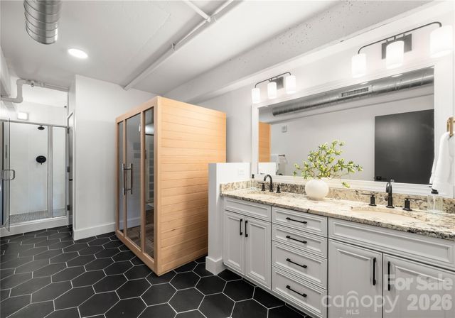 715 N Graham Street 603, Charlotte, NC 28202