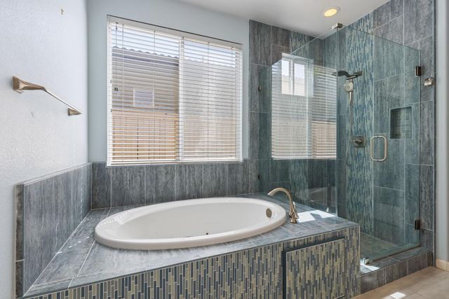 3361 Swallows Nest Ln, Sacramento, CA 95833