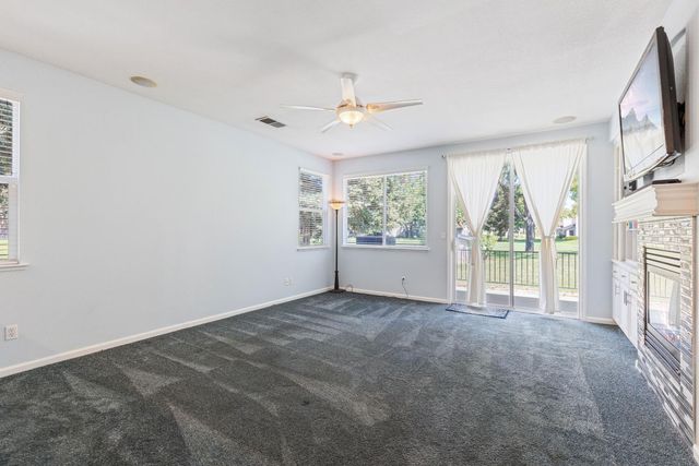 3361 Swallows Nest Ln, Sacramento, CA 95833