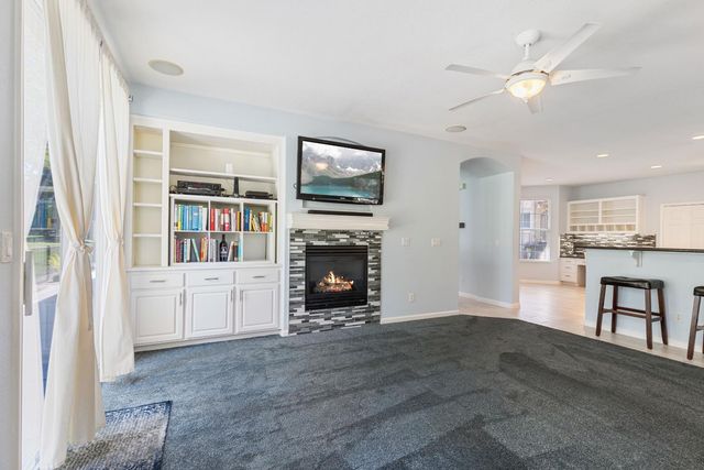 3361 Swallows Nest Ln, Sacramento, CA 95833