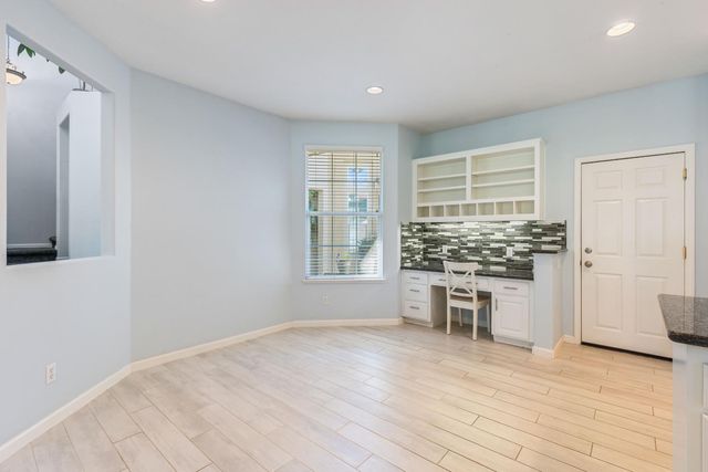 3361 Swallows Nest Ln, Sacramento, CA 95833