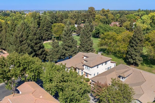 3361 Swallows Nest Ln, Sacramento, CA 95833