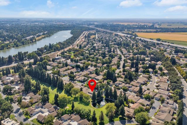 3361 Swallows Nest Ln, Sacramento, CA 95833
