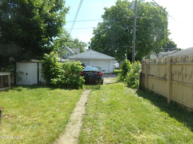 349 Raymer Boulevard, Toledo, OH 43605