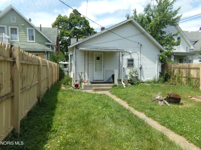 349 Raymer Boulevard, Toledo, OH 43605