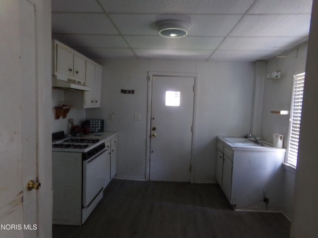 349 Raymer Boulevard, Toledo, OH 43605