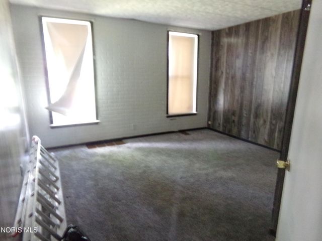 349 Raymer Boulevard, Toledo, OH 43605