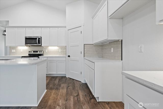 6479 Road 3 NE, Moses Lake, WA 98837