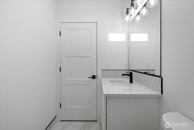 6479 Road 3 NE, Moses Lake, WA 98837