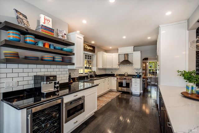 2980 Warm Springs Rd, Glen Ellen, CA 95442