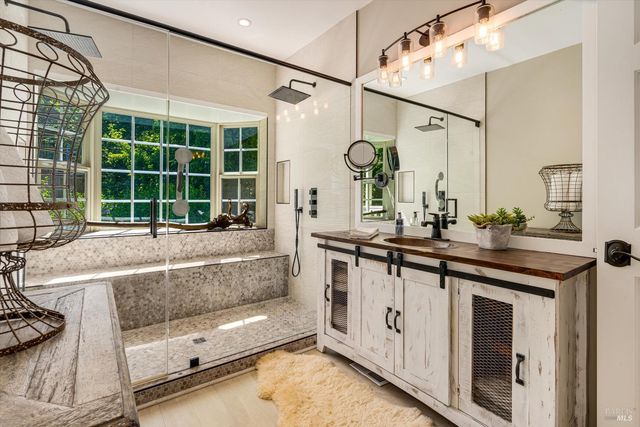 2980 Warm Springs Rd, Glen Ellen, CA 95442